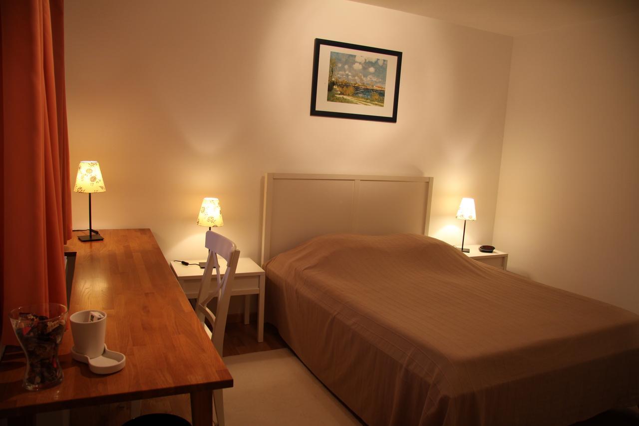 Hotel Les Charmilles De Mormal Landrecies Camera foto